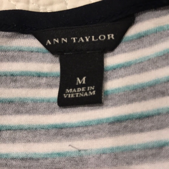 👚 Ann Taylor Zipper Back Top - Picture 5 of 6